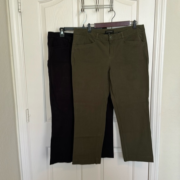 Bundle- 2 womens Banana Republic chinos - Picture 1 of 7